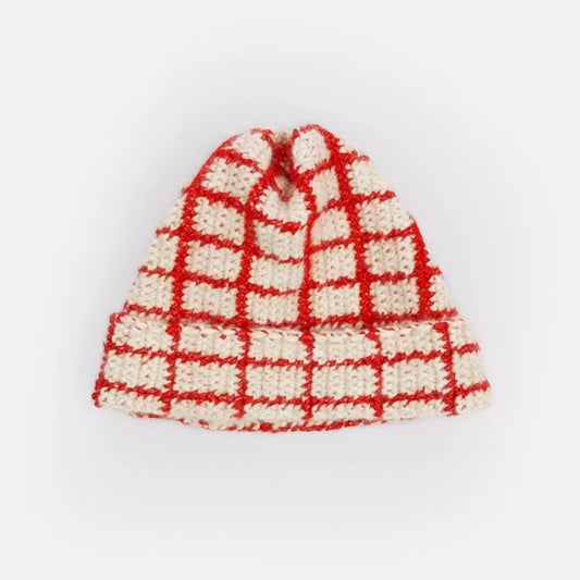 RED GRID BEANIE