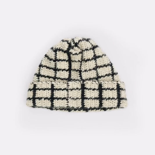 BLACK GRID BEANIE